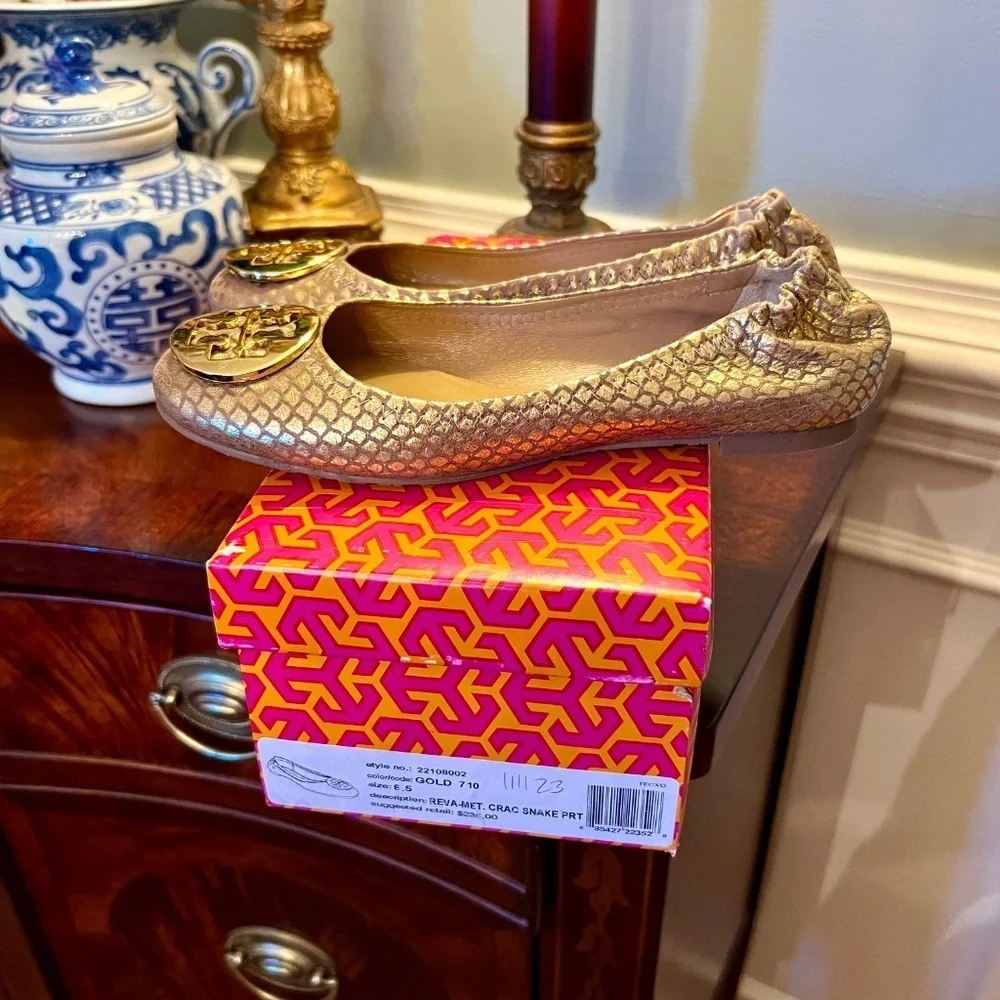 EUC Tory Burch Reva Metallic Gold Snake Print Logo Ballet Flats Shoes Size 6.5 M